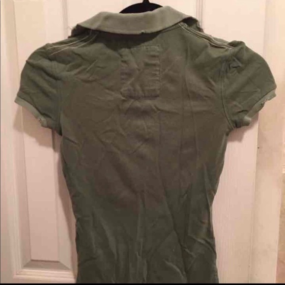 Hollister military green XS short sleeved polo - Picture 2 of 3
